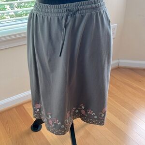 J Jill cotton skirt with embroidery